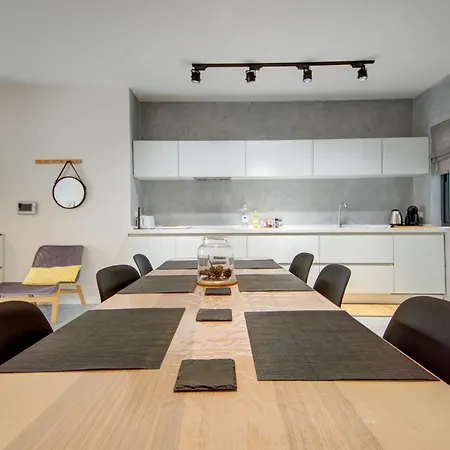Apartment Modern *
