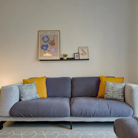 Apartment Modern