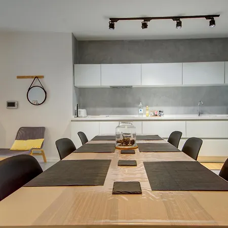 Apartment Modern