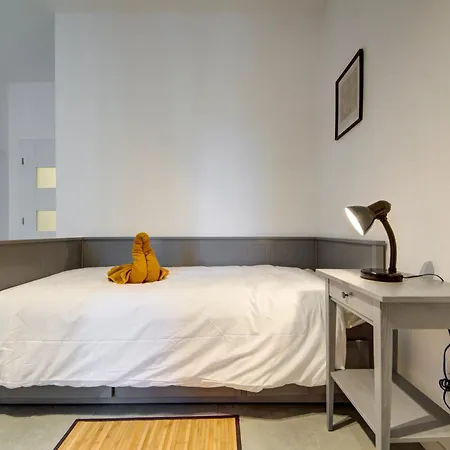 Apartment Modern